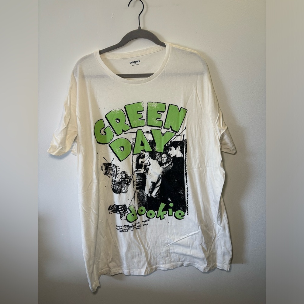 Old Navy Green Day Graphic Tee